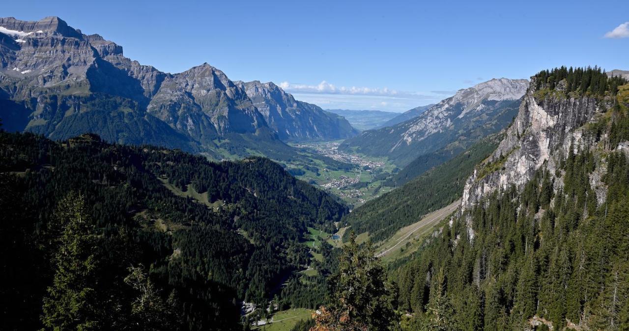 Berghotel Mettmen Schwanden  Eksteriør billede